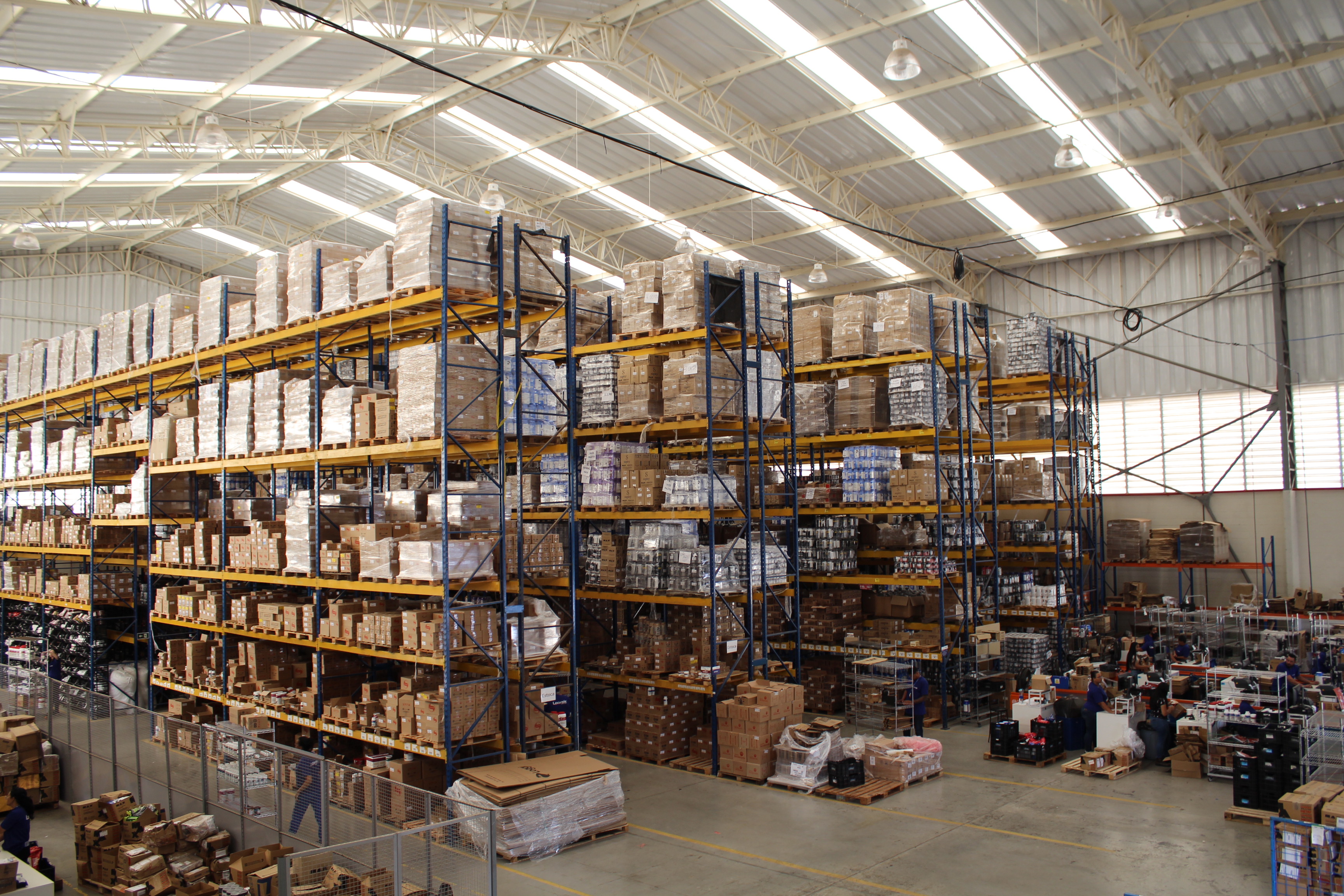 Fulfillment Extrema MG: Reduza ICMS e Frete | Estoca